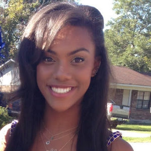 Meet your Posher, Victoria r